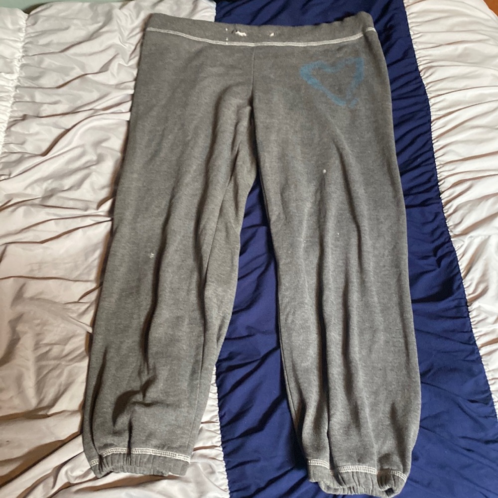 Loose gray sweatpants, loose on the waist, made by Love Tree, small